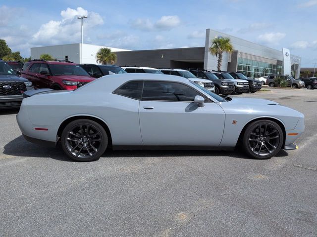 Used 2021 Dodge Challenger R/T Scat Pack RWD image 3