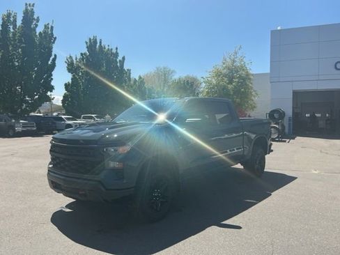 New 2026 Chevrolet Silverado 1500 Custom Trail Boss w/ LPO, Dark Essentials Package AWD/4WD image 9