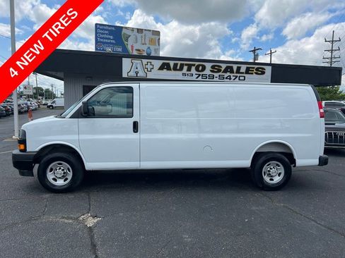 Used 2025 Chevrolet Express 2500 Extended w/ Driver Convenience Package RWD image 1