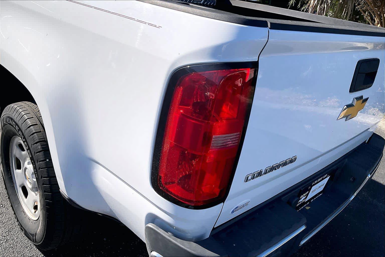 Used 2018 Chevrolet Colorado W/T w/ WT Convenience Package RWD image 28