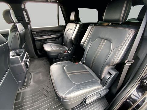 Used 2023 Ford Expedition Platinum AWD/4WD image 20