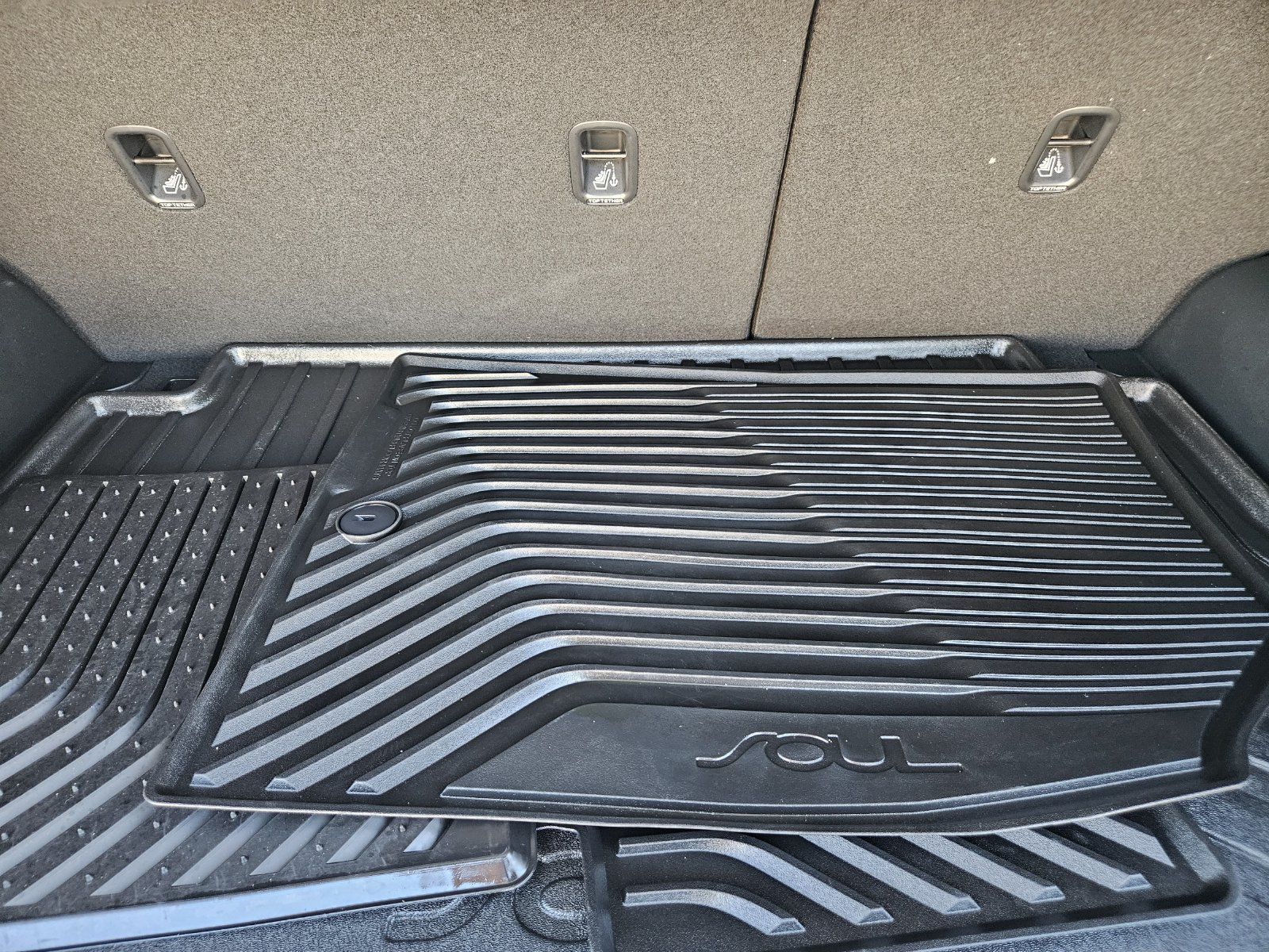 Used 2025 Kia Soul EX FWD image 36