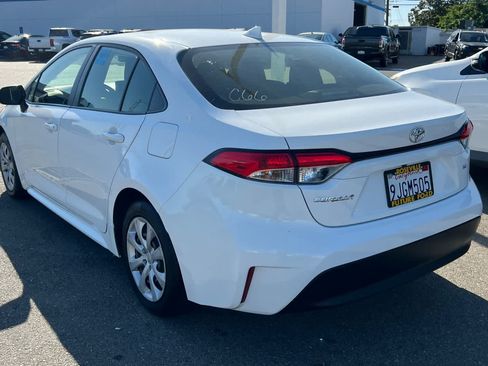 Used 2024 Toyota Corolla LE FWD image 6