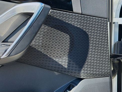 Used 2025 BMW X2 xDrive28i image 23