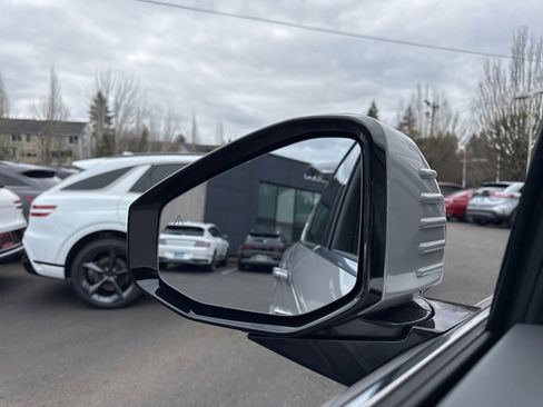 Used 2026 Hyundai Ioniq 9 Limited image 39