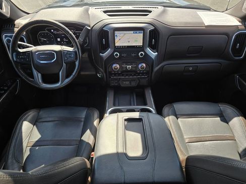 Used 2019 GMC Sierra 1500 Denali w/ Denali Ultimate Package AWD/4WD image 17