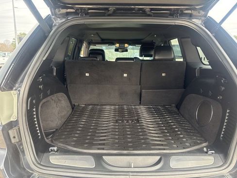 Used 2016 Jeep Grand Cherokee Overland image 27