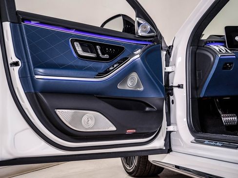 Used 2024 Mercedes-Benz S 580 4MATIC Sedan image 30