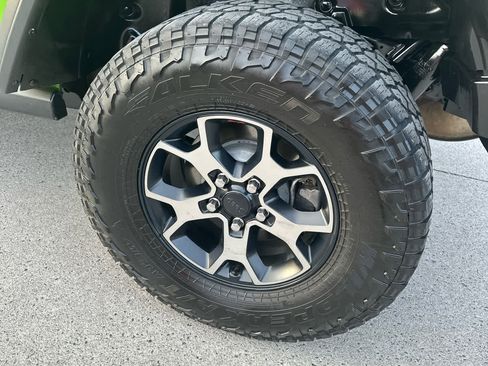 Used 2018 Jeep Wrangler Unlimited Rubicon image 10