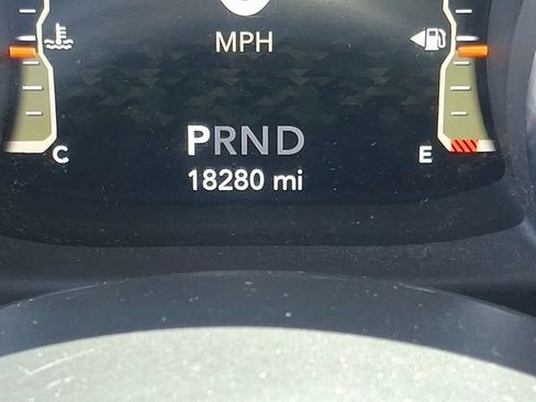 Used 2022 Jeep Wrangler Unlimited Sport AWD/4WD image 21