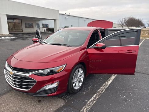 Used 2024 Chevrolet Malibu LT image 13