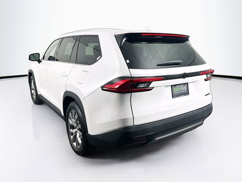 Used 2024 Toyota Grand Highlander FWD image 5