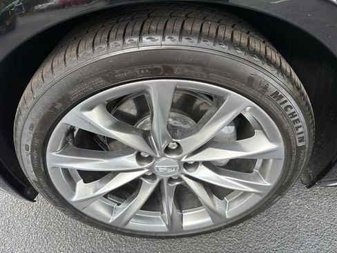 Used 2025 Cadillac CT5 Sport RWD image 11