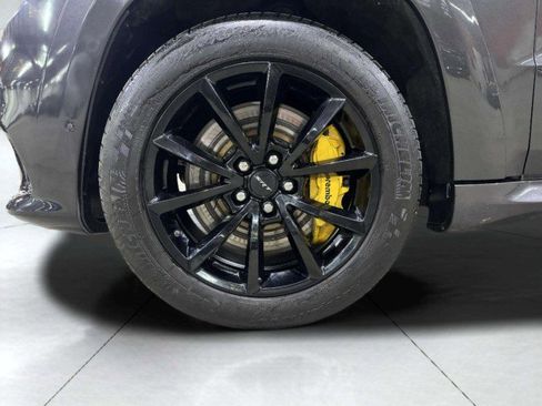 Used 2018 Jeep Grand Cherokee Trackhawk w/ Trailer Tow Group IV AWD/4WD image 52