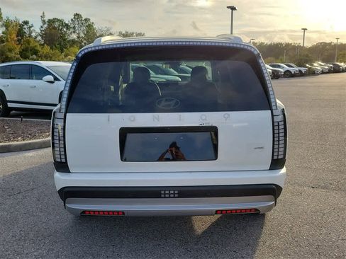 New 2026 Hyundai Ioniq 9 SE image 10