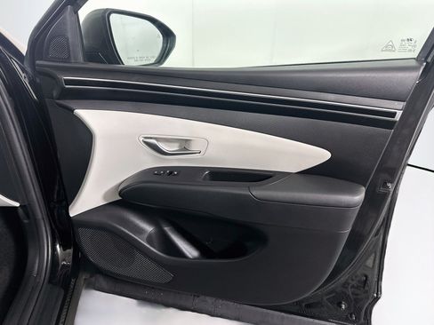 Used 2024 Hyundai Tucson SE FWD image 32