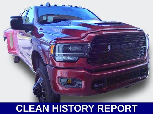 Used 2023 RAM 3500 Limited AWD/4WD image 2