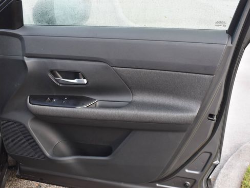 Used 2026 Nissan Kicks SV w/ SV Premium Package FWD image 44