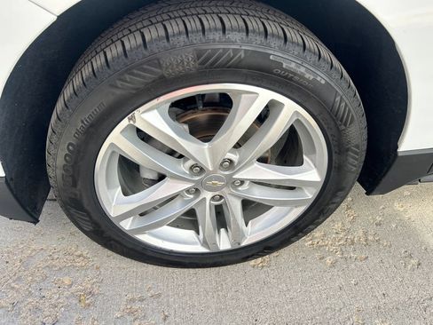 Used 2020 Chevrolet Equinox Premier AWD/4WD image 15