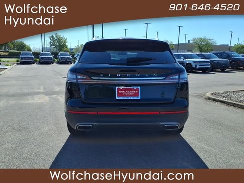 Used 2023 Lincoln Nautilus AWD w/ Premium Package image 4
