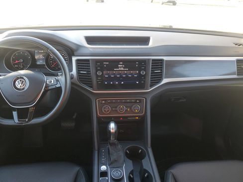 Used 2019 Volkswagen Atlas SE image 10