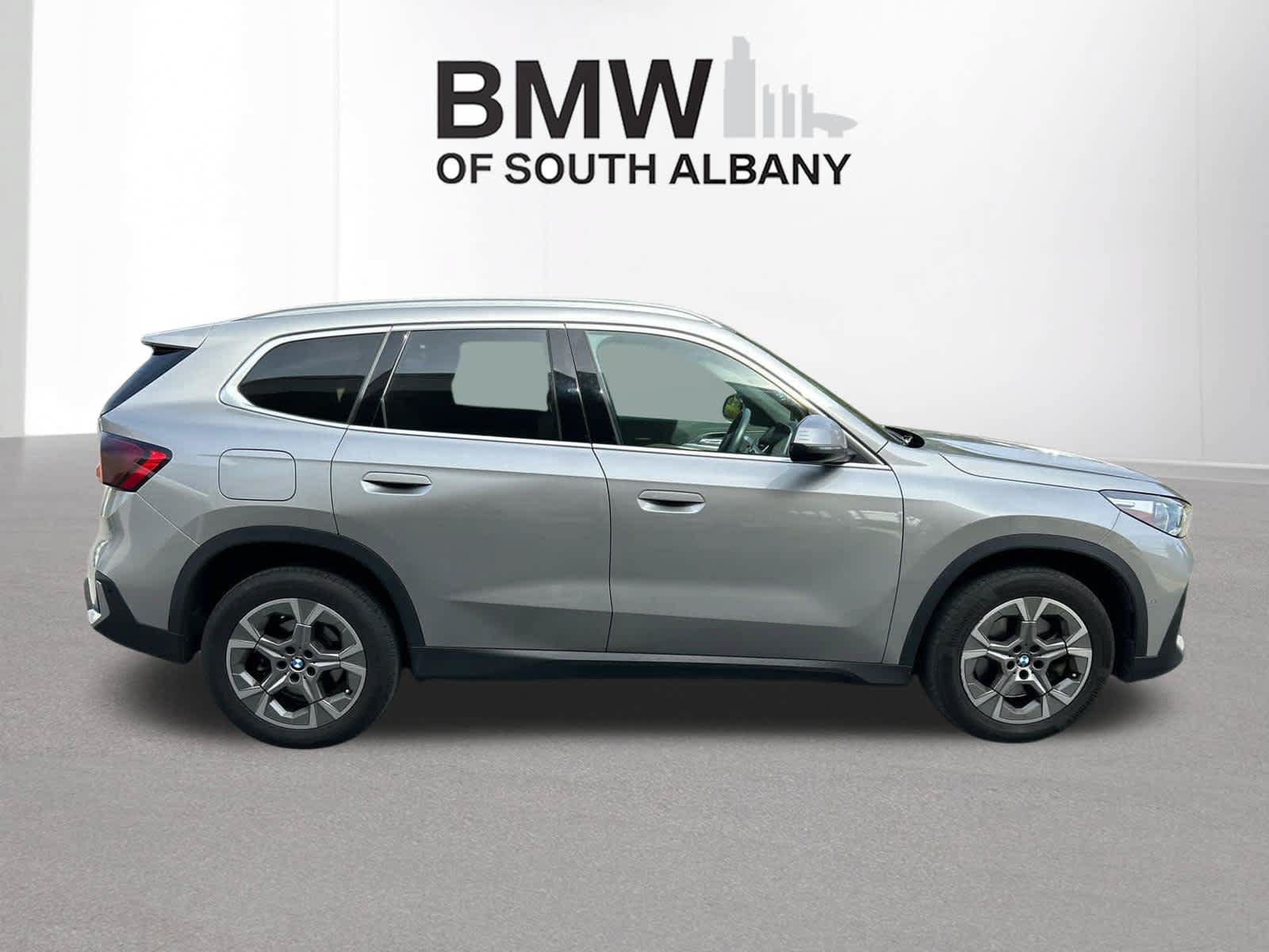 Used 2023 BMW X1 xDrive28i w/ Convenience Package AWD/4WD image 6