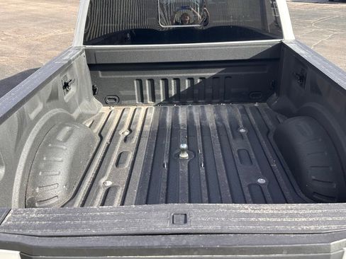 Used 2017 Ford F250 Lariat w/ Lariat Value Package image 16