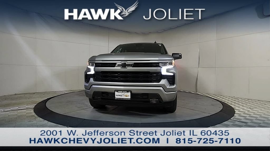 Used 2026 Chevrolet Silverado 1500 RST AWD/4WD image 3