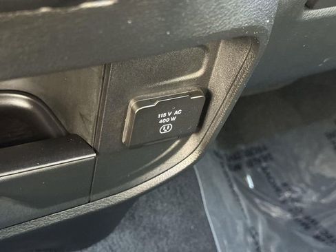 Used 2024 RAM 2500 Laramie w/ Safety Group image 39