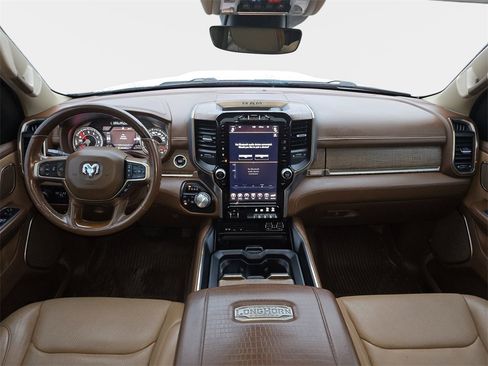 Used 2019 RAM 1500 Laramie Longhorn image 10