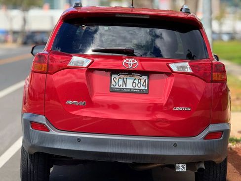 Used 2014 Toyota RAV4 Limited image 4