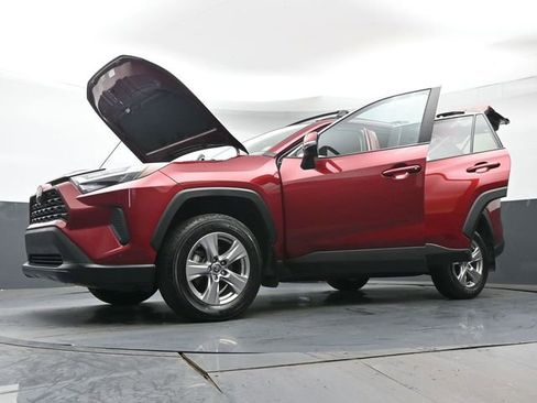Certified 2022 Toyota RAV4 XLE AWD/4WD image 44
