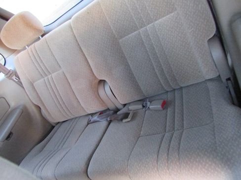 Used 2002 Toyota Sienna CE image 23