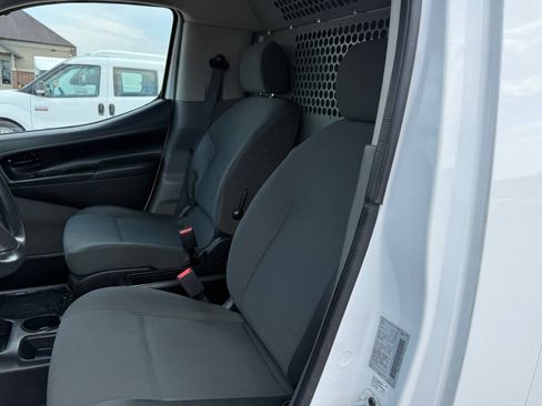 Used 2019 Nissan NV200 SV w/ Navigation Package FWD image 15