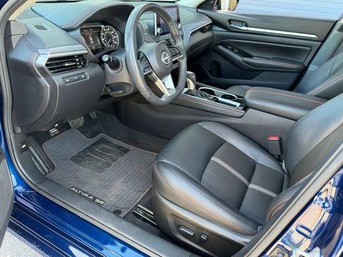 Certified 2024 Nissan Altima 2.5 SR FWD image 11
