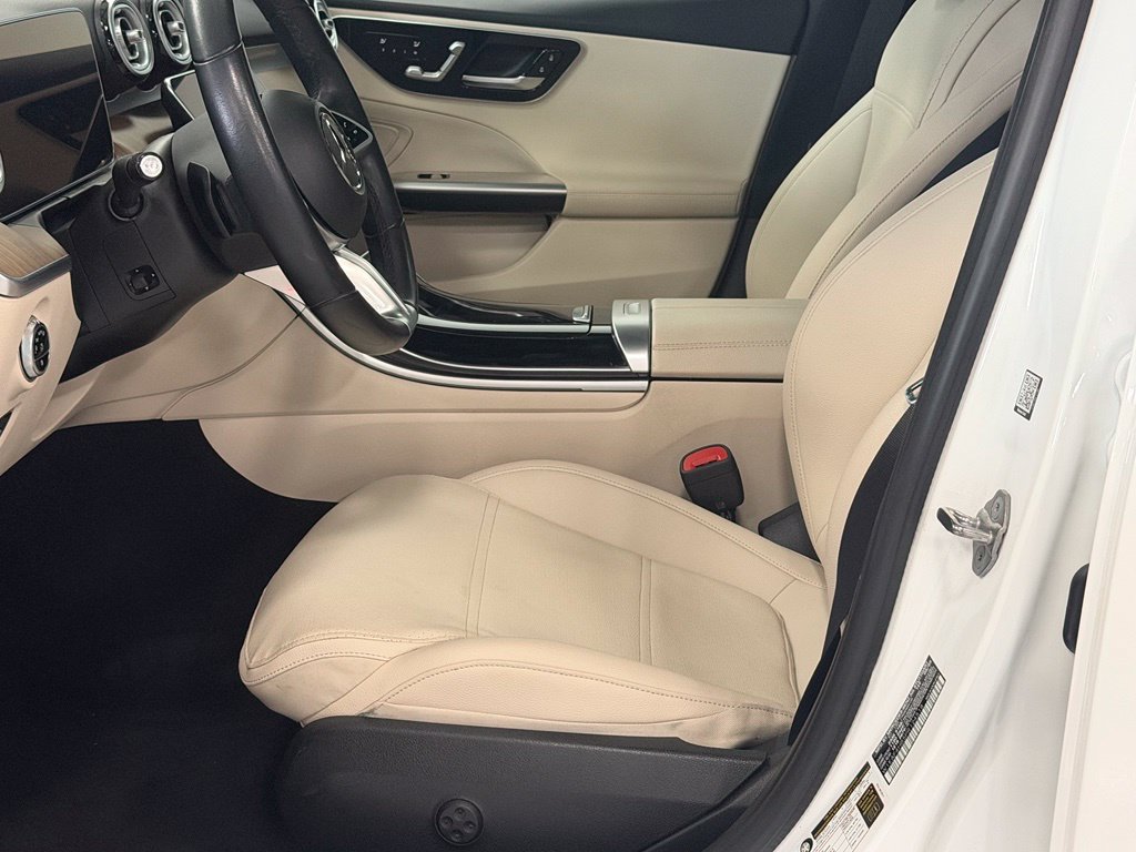Used 2023 Mercedes-Benz C 300 4MATIC Sedan image 12