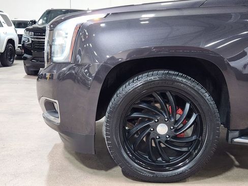 Used 2016 GMC Yukon Denali w/ Open Road Package AWD/4WD image 5