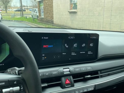 Used 2025 Kia K4 LXS image 20