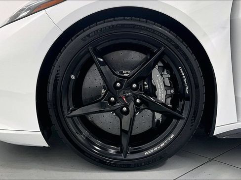 Used 2024 Chevrolet Corvette E-Ray AWD/4WD image 8