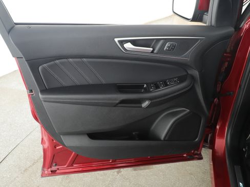 Certified 2018 Ford Edge Sport w/ Equipment Group 401A image 7