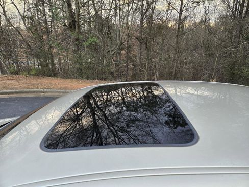 Used 2015 Lexus LS 460 w/ Comfort Package image 9