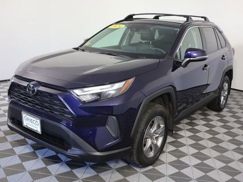 Used 2024 Toyota RAV4 XLE w/ Convenience Package AWD/4WD image 4