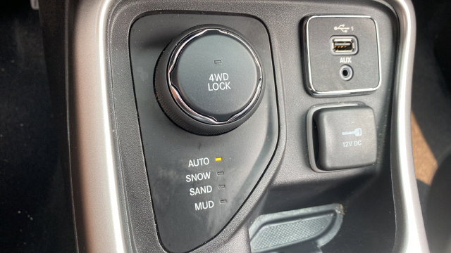 Used 2019 Jeep Compass Latitude AWD/4WD image 19