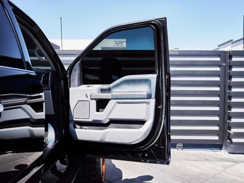 Used 2022 Ford F450 Limited w/ FX4 Off-Road Package AWD/4WD image 39