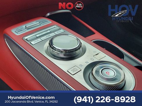 Used 2022 Genesis GV70 2.5T w/ Sport Prestige Package AWD/4WD image 32