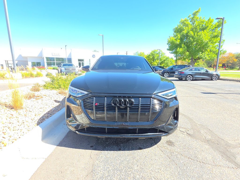 Used 2023 Audi e-tron S Prestige w/ Prestige Package AWD/4WD image 8