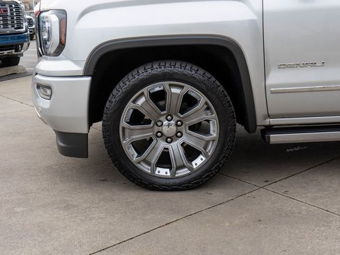 Used 2018 GMC Sierra 1500 Denali w/ Denali Ultimate Package image 29