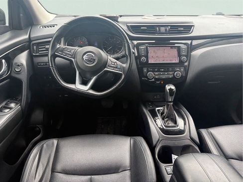 Used 2022 Nissan Rogue Sport SL AWD/4WD image 8