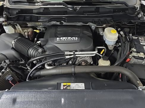 Used 2018 RAM 2500 Longhorn w/ Off Road Package AWD/4WD image 12