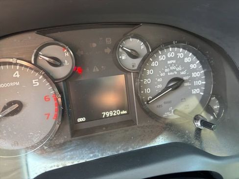 Used 2014 Toyota Tundra SR image 27